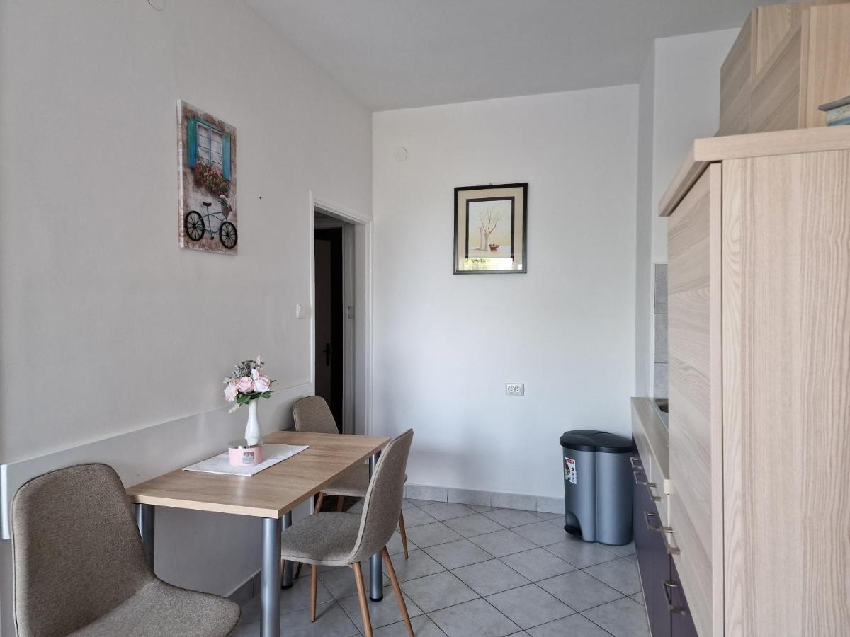 Apartment Sostaric Vrh  Exterior photo